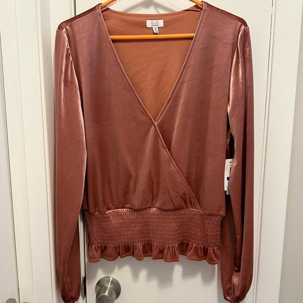 Q+A Los Angeles Rose Gold Pink Velvet Smocked Top Blouse long sleeve XL New